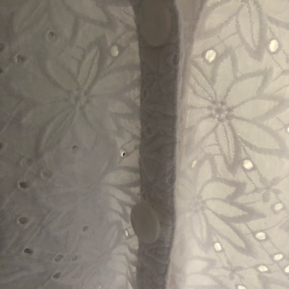 Draper and Damon’s eyelet blouse - Picture 10 of 13